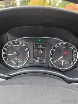 Škoda Octavia 2 2.0 tdi Common rail 103 kw - 5