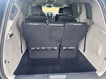 Lancia Voyager 3,6 Platinum LPG 2x DVD ČR 2013 TOP AUTO - 5