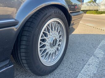 BMW E30 325i cabrio - 5