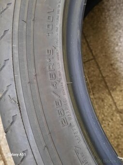 letni pneu 255 45 19 - 5