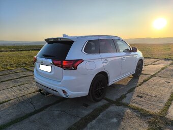 Mitsubishi Outlander PHEV 2.4 2021 - 5