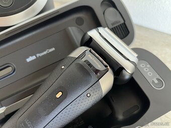 Braun S9 PRO+ (čistiace stanica, cestovné puzdro, adaptér) - 5