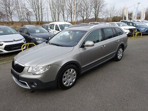 Škoda Superb 2,0 TDI, 4X4, AUTOMAT - 5