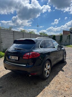 Porsche Cayenne Turbo - 5