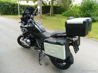 Prodám pěknou Bmw R 1250 GS Tripleblack poslední model full. - 5