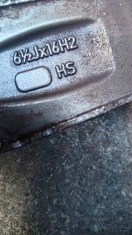 Prodám zimní pneu s litými koly - 5
