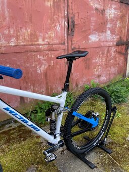 Prodám enduro kolo Nicolai Saturn 16 - velikost M - 5