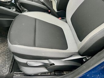 Škoda Fabia 3 1,2tsi manual 66kW klima 2 klíče au kola - 5