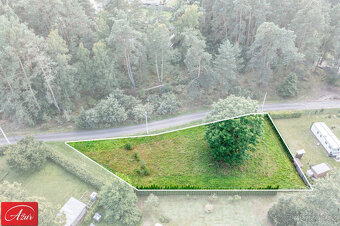 Rovinatý pozemek v krásné, zelené lokalitě - Ploužnice p. R. - 5