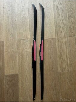 Prodám špičkové nové dětské běžky Rossignol 130 cm s vázáním - 5