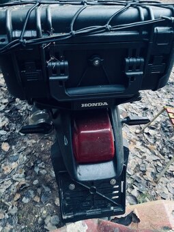 Honda NX 650 Dominator - 5