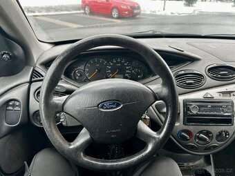 Pronájmu Ford Focus - 5