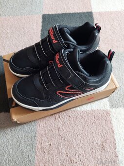 NOVÉ  dívčí tenisky vel 33 - 5