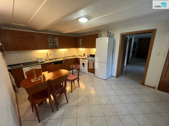 Prodej domu - usedlosti v Bezděkově 7+1 (250m2), včetně sto - 5