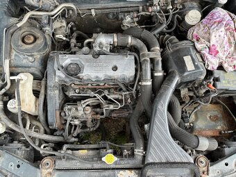 Mitsubishi galant 2.0td 66kw - 5
