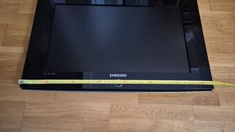 TV Samsung 65 cm, ulomený podstavec - 5
