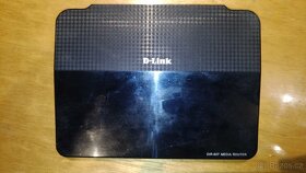 D Link DIR 657 media router, switch - 5