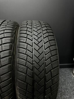 Sada pneu Vredestein 235/65/17 108V - 5