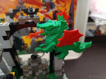 LEGO Castle 6087 Witch's Magic Manor +návod - 5