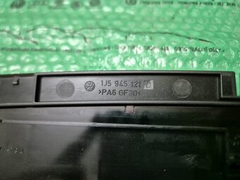 přídavné brzdové světlo Škoda Superb I, Passat - 5