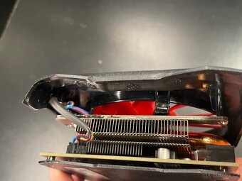 Graficka karta XFX AMD Radeon RX580 ED 8GB je nová. - 5