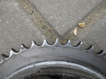 Rozeta ČZ 175,180,250,350/472, JAWA 350/632,634,638,639,640 - 5