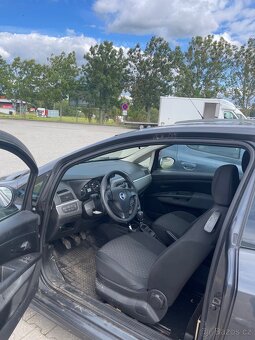 Fiat Grande Punto 2007 - 5