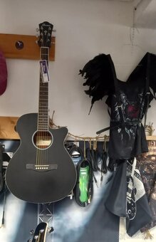 Rocková a hudební  prodejna - 5