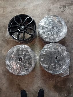 Ale kola rial 5x112 r19 - 5