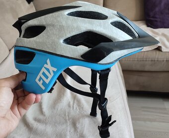 Přilba FOX - 5