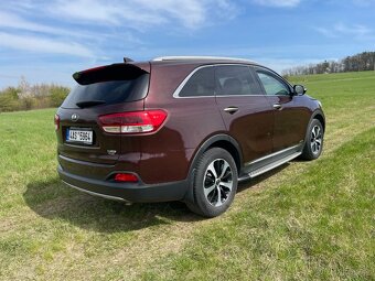 Kia Sorento 2.2Crdi 147kw 4x4 2015 koupeno v ČR - 5