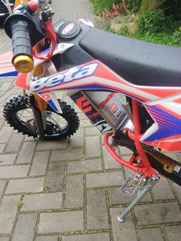 Beta Minicross -E 12 dětská elektromotorka - 5