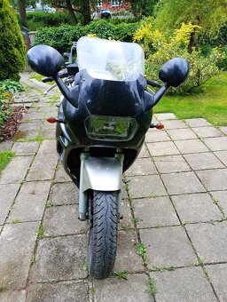 Suzuki GSX 750 F GR78A - 5