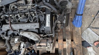 CKFC 2.0 TDI Škoda Volkswagen díly motoru - 5