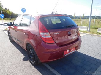 Hyundai i30 1.4i 16V Comfort, 80 kW, Aut. Klima - 5