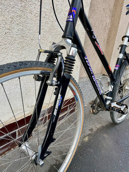 Rock Machine Highlander - 5