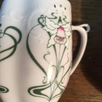 šálek růžový porcelán Chodov neobvyklý secesní dekor - 5
