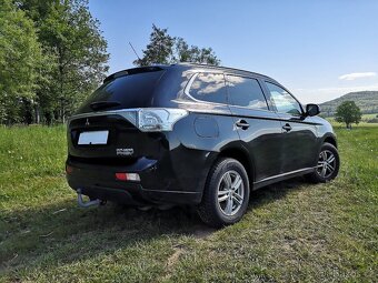 MITSUBISHI OUTLANDER PHEV HYBRID PLNÝ SERVIS - 5