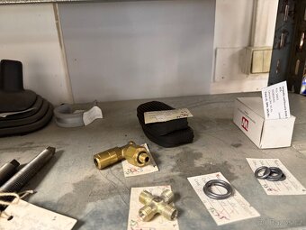 Náhradní díly AVIA D100, D75 - 5