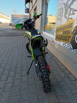 Pitbike Thunder 140cc 19x16 E-start zelená - 5