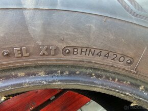 Bridgestone Alenza 265/60R18 - 5
