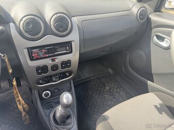 Dacia Duster 1.6 - 5