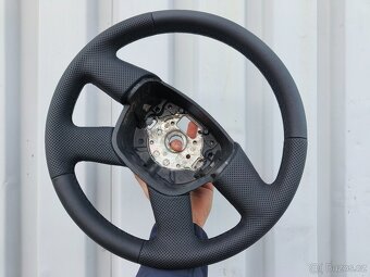 Kožený volant Škoda 2008 rok a výše, Nově pošitý kůží - 5