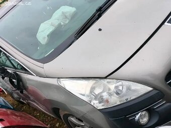 Prodám díly z tohoto bouraného vozu Peugeot 208, 1.2PurTech, - 5