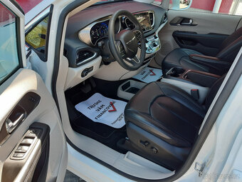 Chrysler Pacifica 3,6L,r.v.2022, kůže,7mít,TopStav,39.000 km - 5
