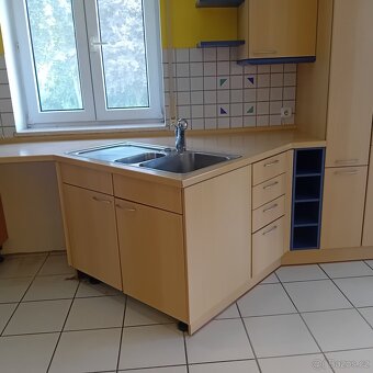 Kuchyňská linka se spotřebiči - 5