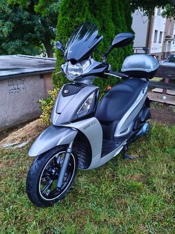 Kymco People 300GTi - 5