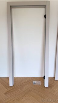 Kompletní set bezfalcové dveře,zárubní VOSTER Rumba cashmere - 5