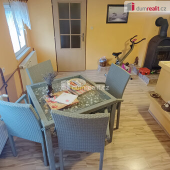 Prodej rodinného domu s pozemky o celkové výměře 3029 m2, ob - 5