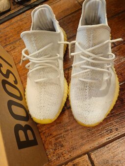 Adidas Yeezy 350 v2 Cream Triple White - 5
